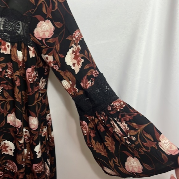 American Eagle open sweater/cover-up- new - Picture 2 of 7